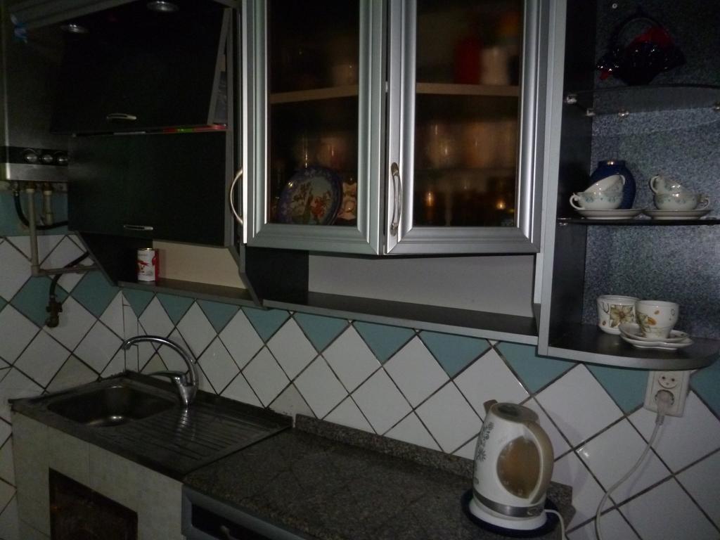 Guest House Elena Makhinjauri Esterno foto
